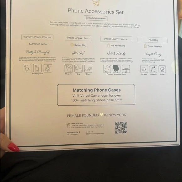 Velvet Caviar Cherry Travel Tech Set NIP - Picture 4 of 8